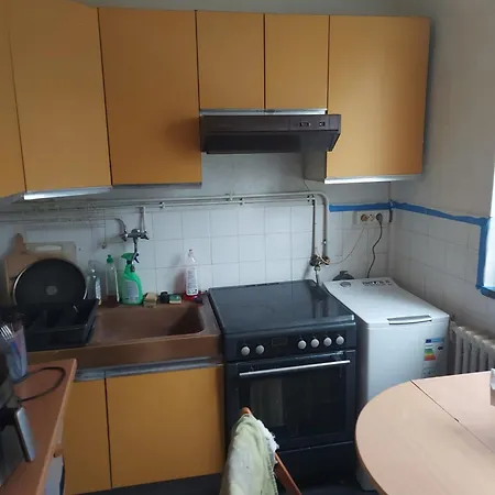 Quarto em Acomodações Particulares Location Lits A L Unite Pour Voyageurs *